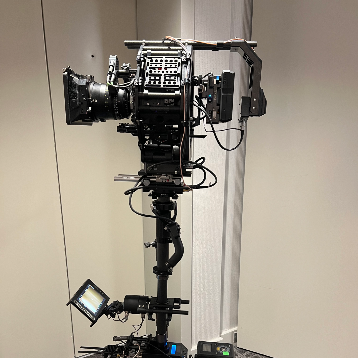 https://hdairstudio.com/wp-content/uploads/2023/10/cyclo-stabilized-head-for-steadicams.png